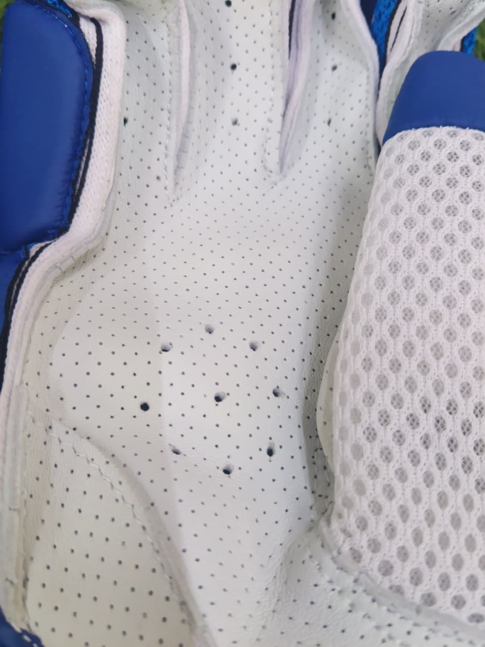 VSP Dominator Batting Gloves